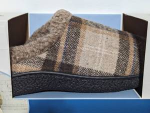 lot 35 image: Isotoner Mens Memory Foam eco Comfort Slippers - Plaid Dark Chocolate - LG 9.5-10.5