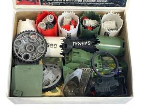 lot 73 image: Vintage 1986 Milton Bradley Rototix Series R-320 Solar Tracker