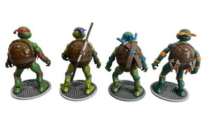 lot 84 image: 2012 Viacom Teenage Mutant Ninja Turtles TMNT (Complete)