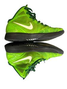 lot 141 image: 2011 Nike Zoom Hyperdunk Mens Basketball Shoes (Size 11) in Used Condition