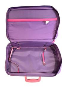 lot 166 image: Vintage 1984 Hugga Bunch Childrens Suitcase (17 Wide) in Nice Condition