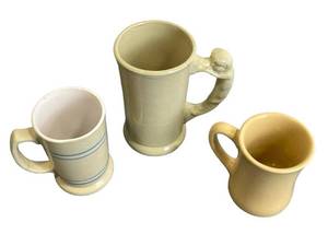 lot 214 image: Vintage Belfast Old Fashioned Root Beer Mug with Buckeye Root Beer Mugs