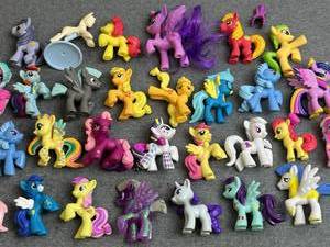 lot 269 image: Huge My Little Pony Toy Lot #3