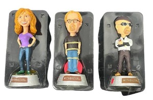 lot 99 image: Mythbusters Talking Bobblehead Lot