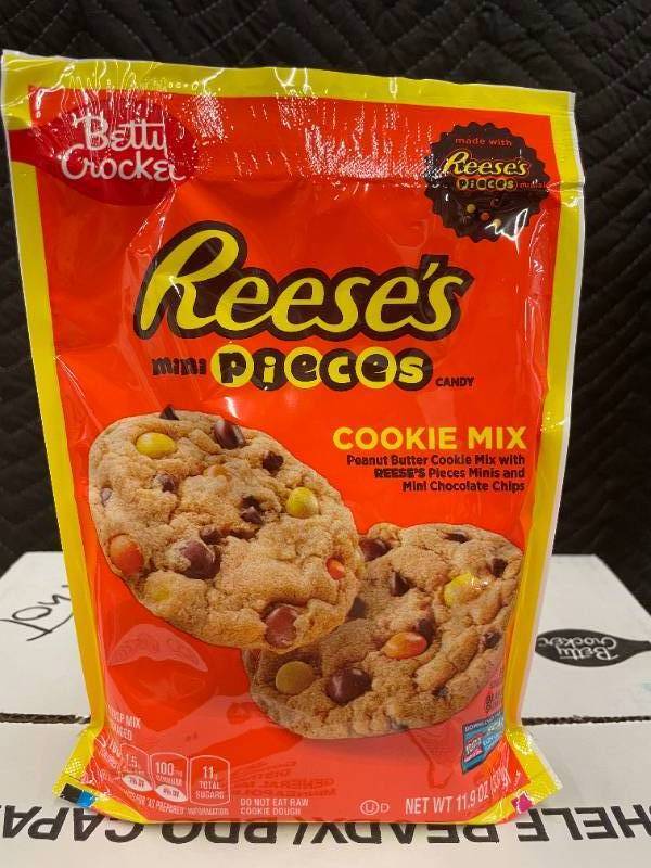lot 8 image: Betty Crocker Reeses Pieces Cookie Mix - 12 Pouches 11.9 oz Each