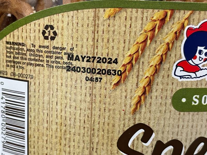 lot 11 image: Utz Sourdough Specials Original Pretzels 52 oz Jar