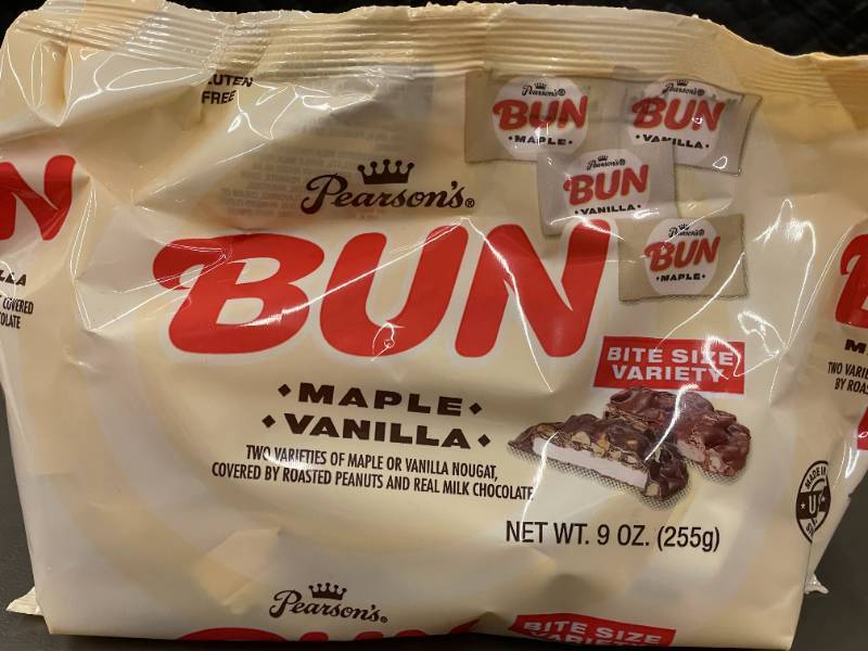 lot 28 image: Pearsons BUN Maple Vanilla Bite Size Variety Pack, 4 Bags