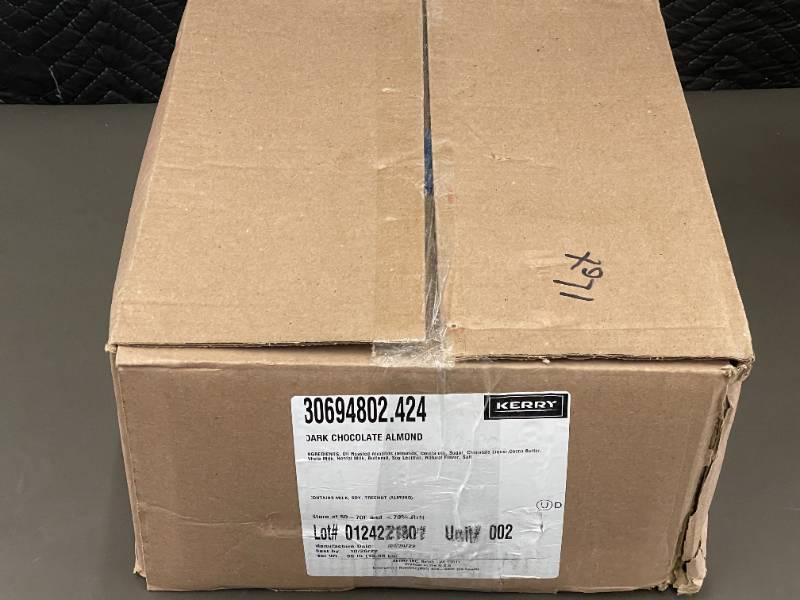 lot 43 image: Dark Chocolate Almond - 35 lb Bulk Box