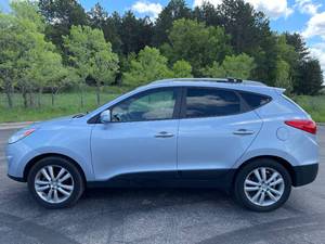 2012 Hyundai Tucson Limited - AWD - 76,168 MILES