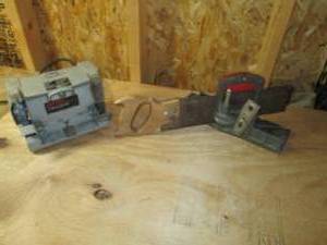 lot 25 image: ShopCraft 5 Bench Grinder and Mite...