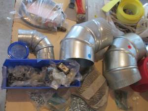 lot 32 image: Assortment of home improvement hard...