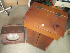 lot 45 image: Wooden Bread Box plus Lidded Potato...
