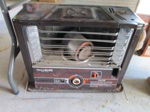 lot 83 image: Hallmark Kerosene CampingSpace Hea...