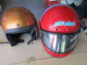 lot 109 image: Gold Glitter Open face Motorcycle h...
