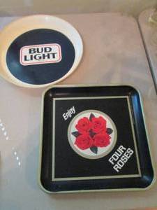 lot 160 image: Metal Four Roses and Plastic Bud Li...