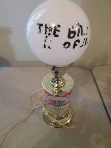 lot 165 image: Brass Tone Budweiser Lamp with Glob...