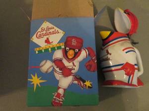 lot 201 image: St Louis Cardinals lidded ceramic B...