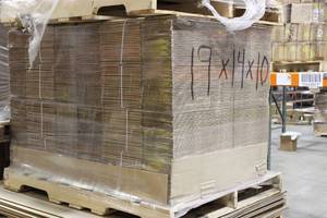 lot 27 image: pallet Of Shipping Boxes Size 19 X 14 X 10 Approx. 100 Boxes
