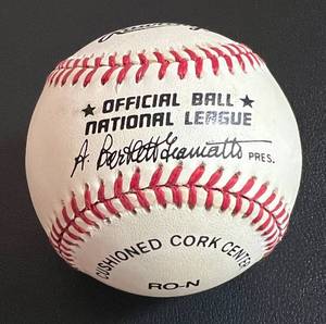 lot 2 image: Willie Mays Signed ONLB Rawling Baseball