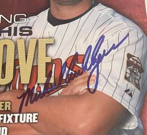 lot 21C image: Michael Cuddyer Signed Minnesota Twins Baseball Magazine