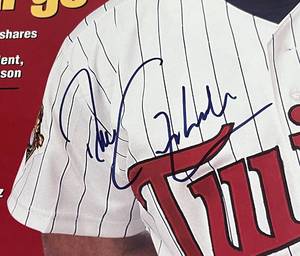 lot 22C image: Ron Gardenhire Signed Minnesota Twins Baseball Magazine