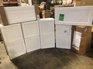 Lot of Assorted Kitchen Cabinets Various Models and Conditions  Customer Returns See Pictures