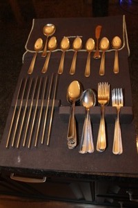 lot 38 image: Pennsylvania House Flatware