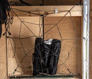 lot 28 image: Keeper ZipNet Adjustable Cargo Net