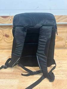 lot 51 image: CLEVERMADE Pacifica Backpack Cooler