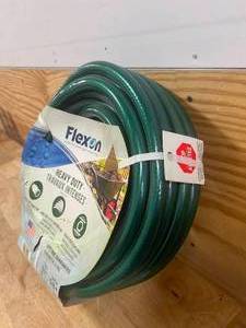lot 60 image: FLEXON Heavy Duty 50 FT Hose
