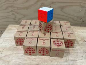 lot 142 image: Lot of 19- SpeedRipper Light Cubes