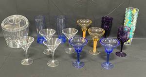 lot 42 image: Excellent Condition Hard PlasticOutdoor Drinkware and Ice Bucket - Perfect for the summer