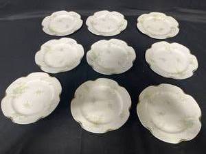 lot 95 image: Set of 12 Haviland & Co Limoges Scalloped Gold Trim Blue Rose 6 12 Bread Plates