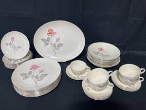 lot 101 image: Incomplete Collection of Zylstra Rose Fine Dinnerware