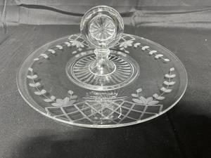 lot 102 image: 11 Etched Crystal Serving Tray w Knobbed Handle