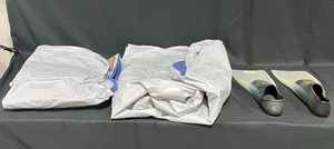 lot 24 image: Blow Up Mattress with Flippers