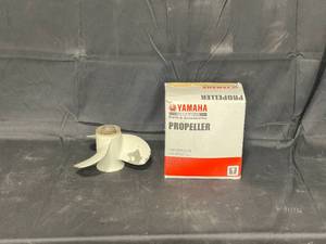 lot 184 image: Yamaha Genuine Propeller