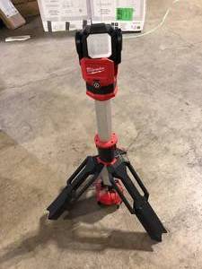 lot 47 image: Milwaukee M12 12-Volt Lithium-Ion Cordless 1400 Lumen ROCKET LED Stand Work Light (Tool-Only) Customer Returns See Pictures