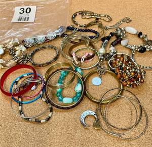 25 Bracelet Jewelry MIX All Styles And Ages