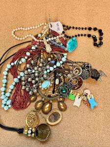25 Necklaces Jewelry MIX All Styles And Ages