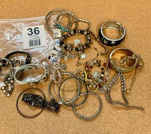 25 Bracelet Jewelry MIX All Styles And Ages
