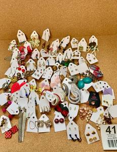 . 60  Styles Of Pierced Earrings