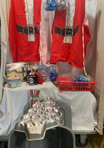 Grey Bin Holiday Items 2 Cake Molds, Aprons, glass plate lights, Tin  ornaments