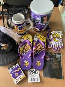 Box Vikings Items, ba, hat, emblem