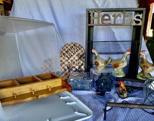 ANT. Chickens, Decor, Herb Sign