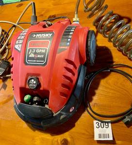 Husky 1.3 GPM 1400 Pressure Washer