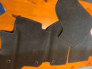 4 Black Great Car Mats