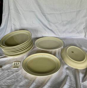12 LG Laughlin China Plates