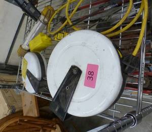 Cord reel and cord reel light
