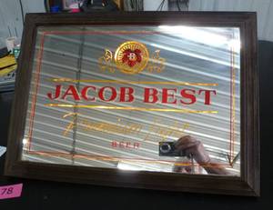 Jacob Best beer light, works lights up